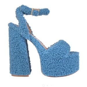 Lemon Drop by Privileged Shani platform sandal. Blue Shearling. NWT